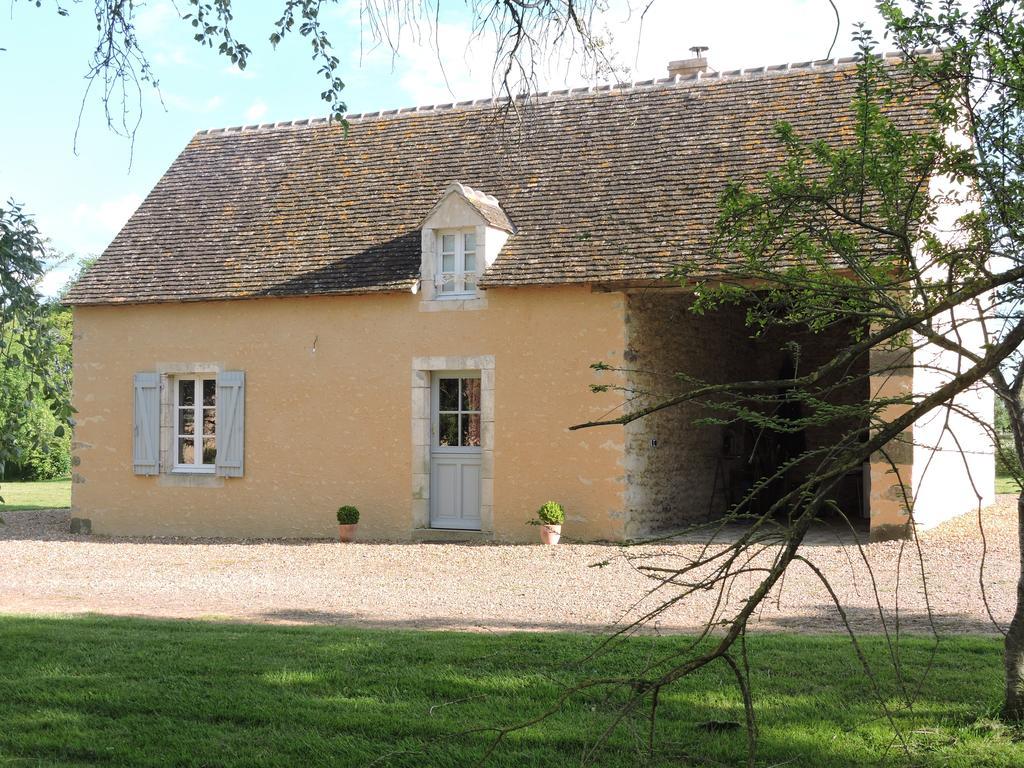 Gite De La Hertaudiere Montbizot Exterior foto